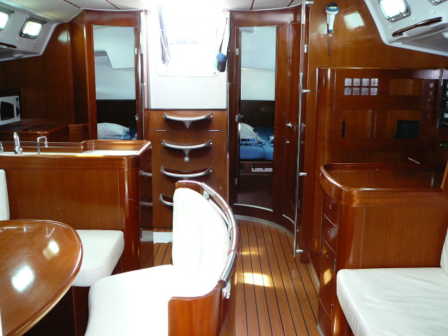 Charteryacht Regatta yacht Beneteau First 47.7 5